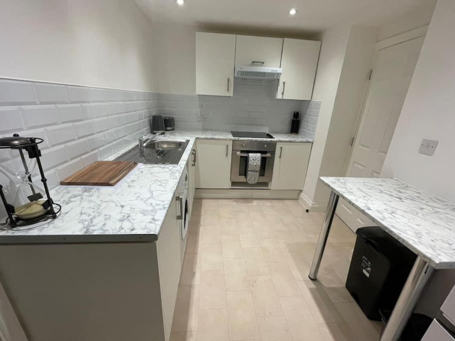 Lovely 1 Bedroom Apartment - Maida Vale Лондон Екстериор снимка